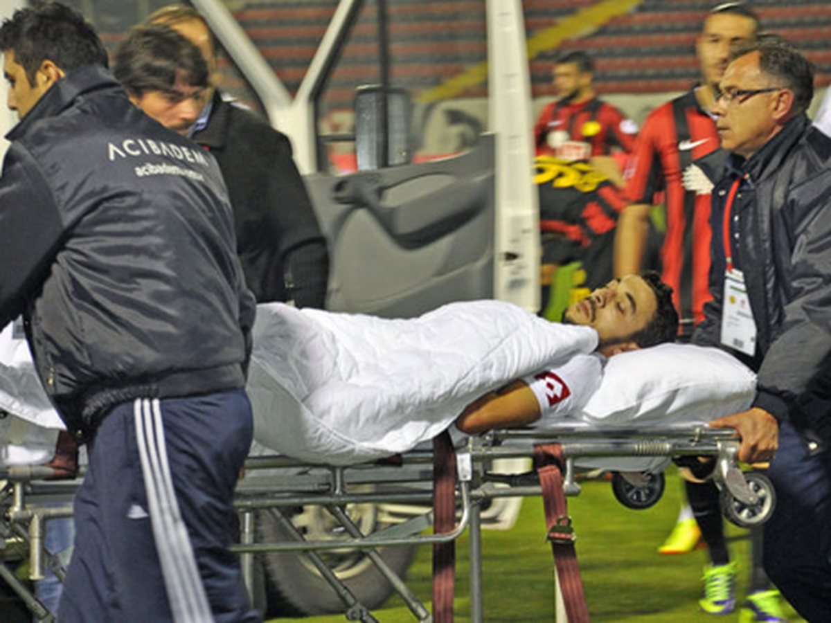 Alanyasporlu Caner Öztel Hastanelik Oldu