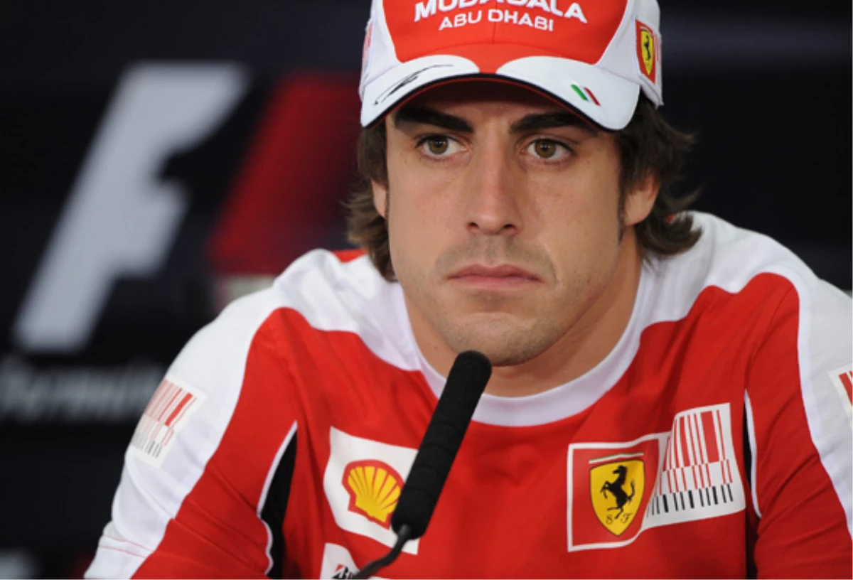 Alonso, Ferrari Sorularından Yoruldu