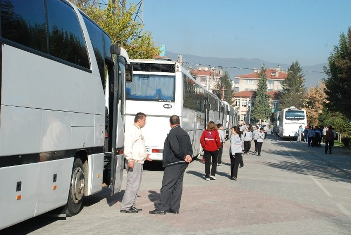 Başbakanın Katılacağı Törene Yetki Belgesi Engel Oldu