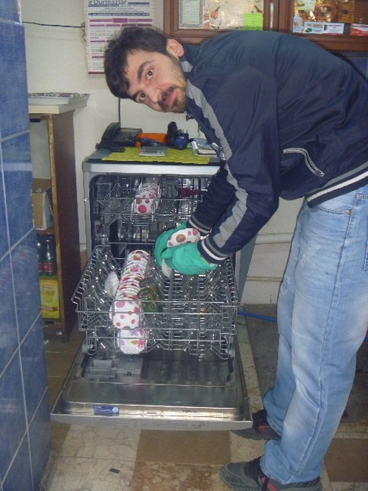 Bilecik\'in Hijyenik Çaycısı