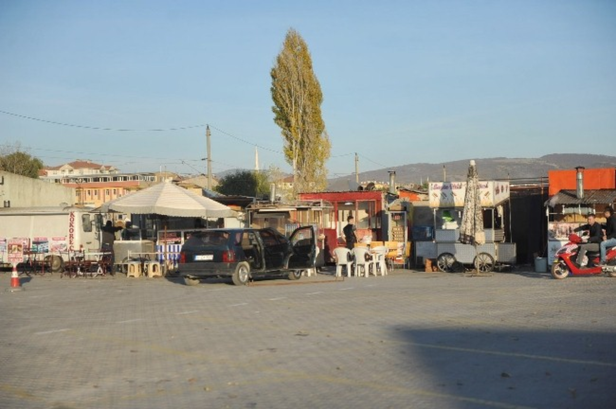 Bozüyük\'te Kokoreççiler Yeni Yerinde