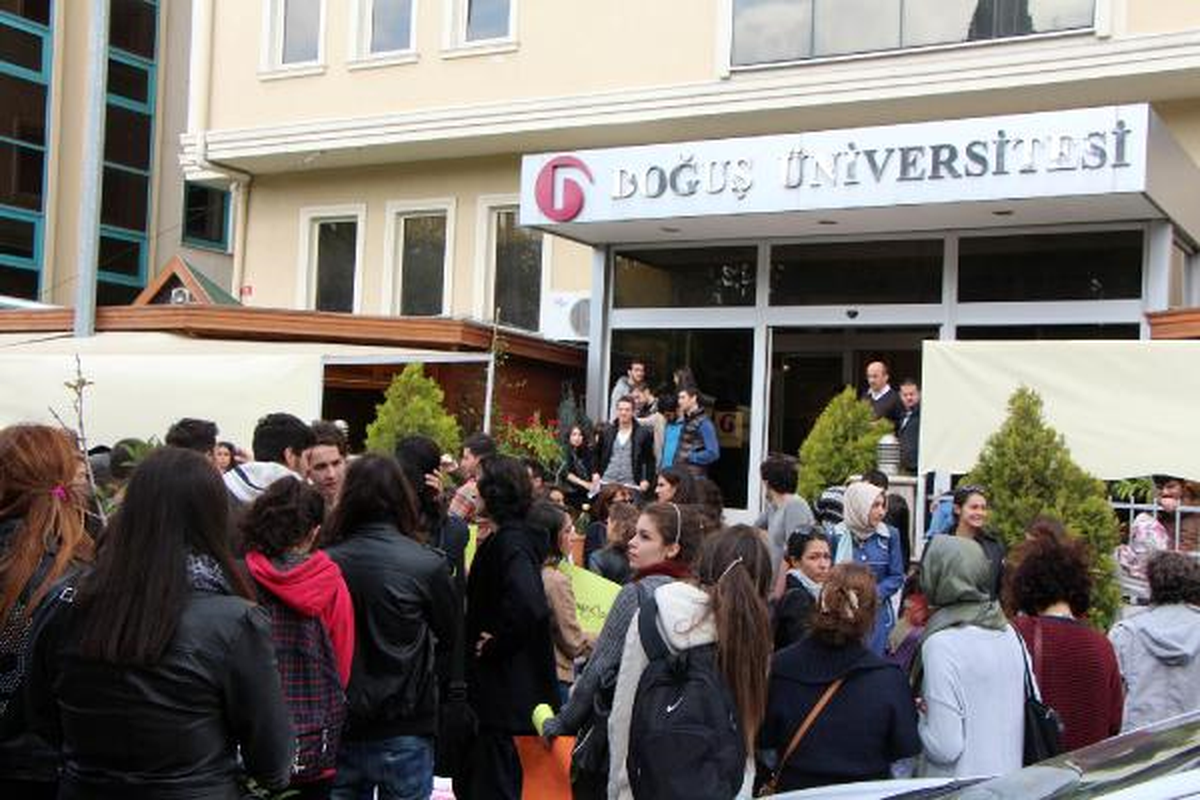 Doğuş Üniversitesinde "Hocamızı İsteriz" Eylemi