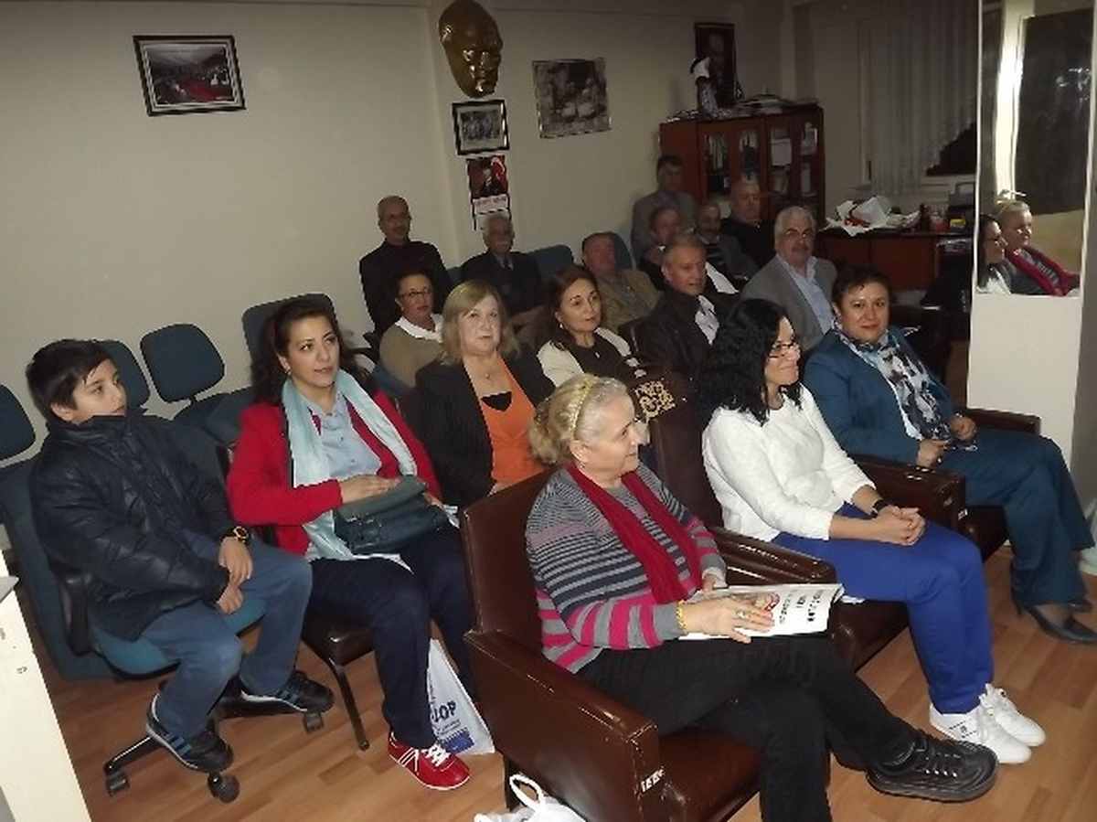 Emirdağlılar Korosu Konsere Hazırlanıyor