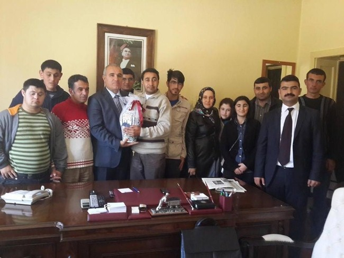 Engelli Kursiyerler Sorgun Kaymakamı Kılıç\'ı Ziyaret Etti