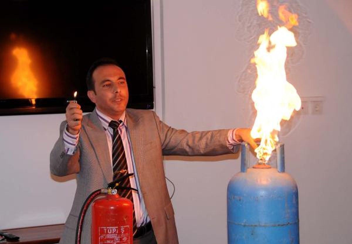 Gaziantep\'te Şoförlere Uygulumalı Yangın Eğitimi