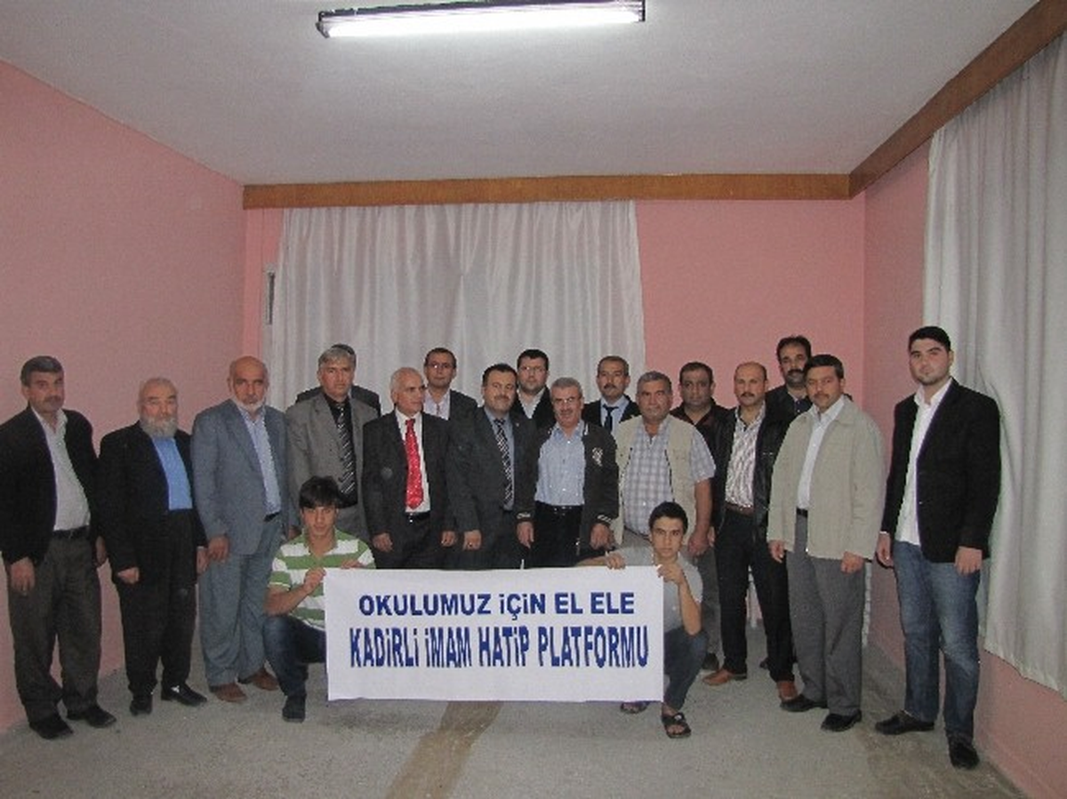 Kadirli İmam Hatip Platformundan Okul Binası Tepkisi
