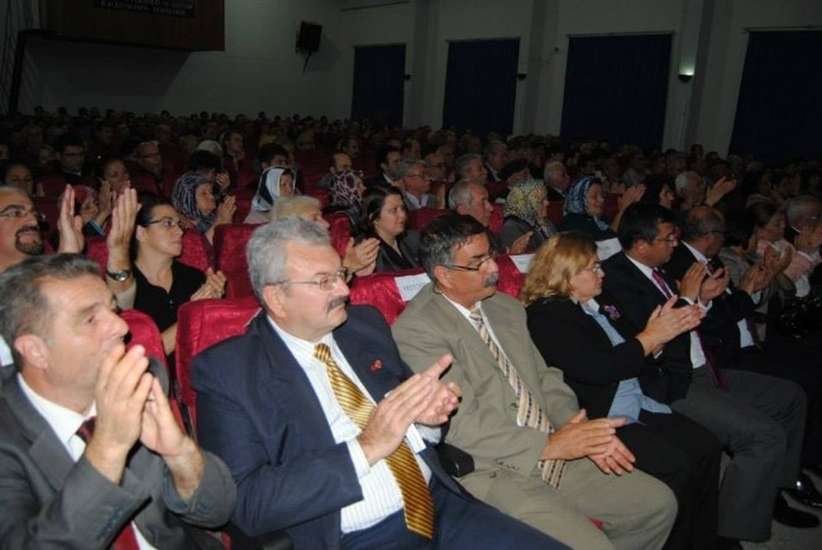 Koç: 'Turgutlu'da 89'un Tekrar Yaşanacağını Gördüm'