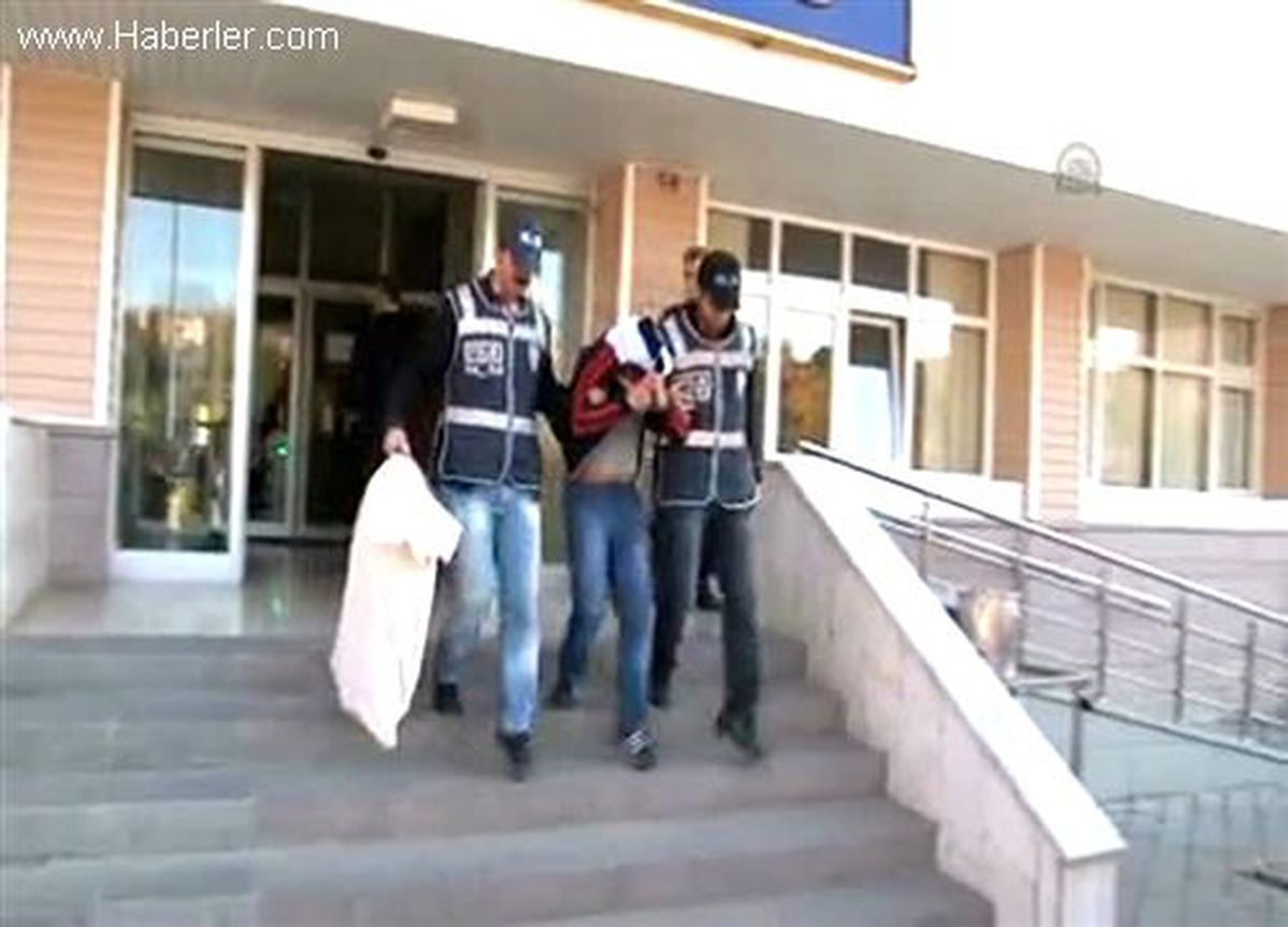 Köpek kafesinde uyuşturucu sevkiyatı