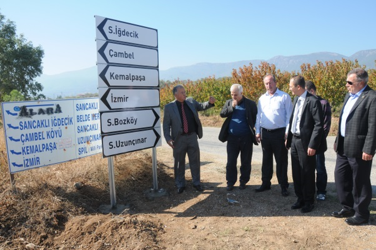 Köylerde Yön Tabelaları Yenileniyor