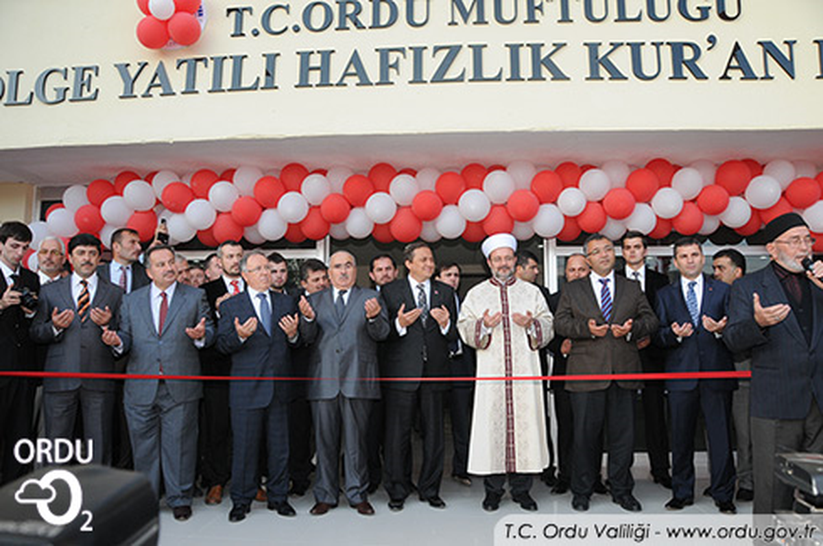 Kur\'an Kursu, Diyanet İşleri Başkanı\'nın Katılımıyla Açıldı