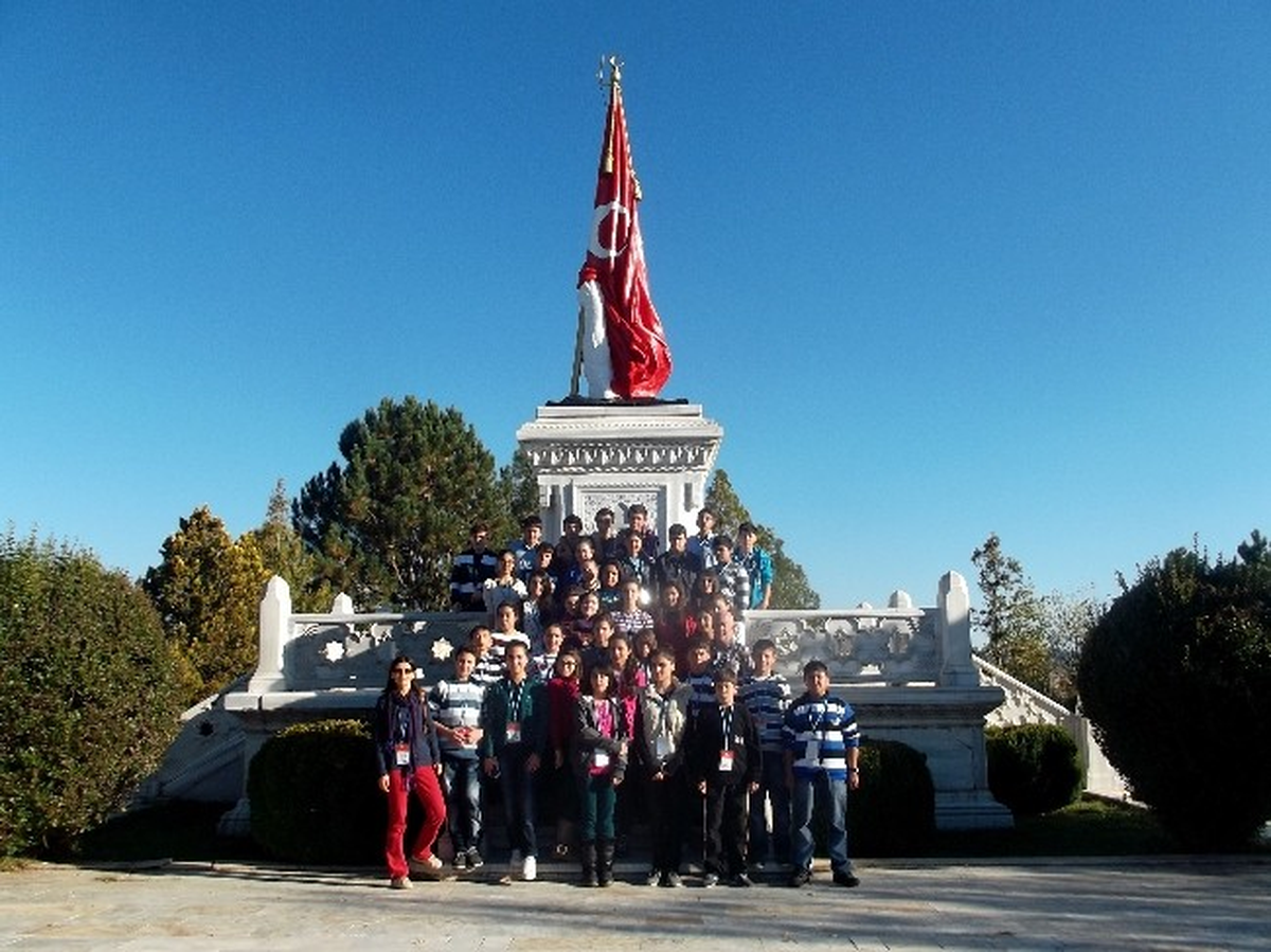 Öğrencilere Cumhuriyet Eğitim Gezisi