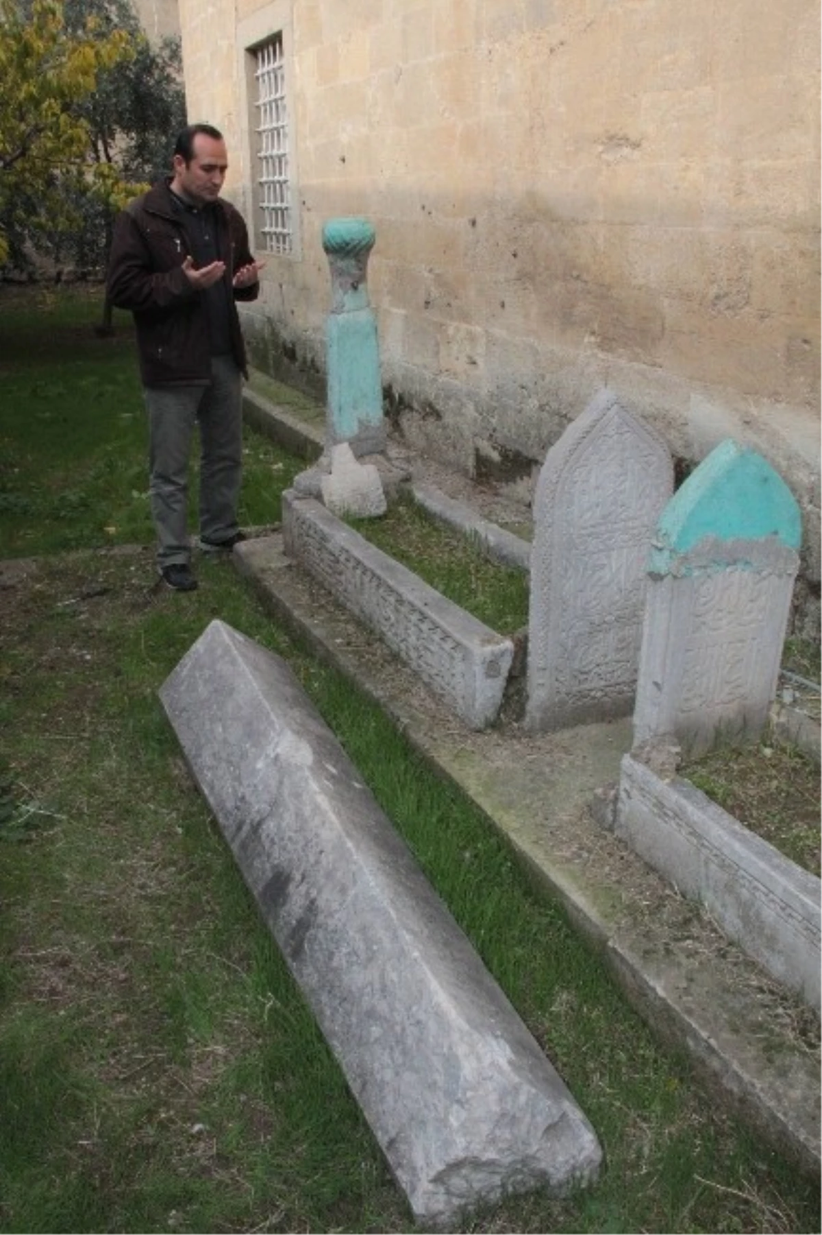 Malkoçoğlu\'nun Mezarı Yenişehir\'de Ortaya Çıktı