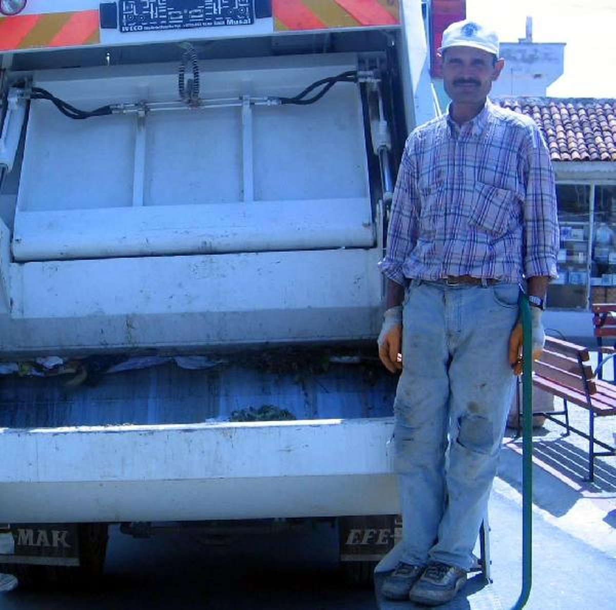 Patpat Devrildi, Sürücü Öldü, Eşi Yaralandı