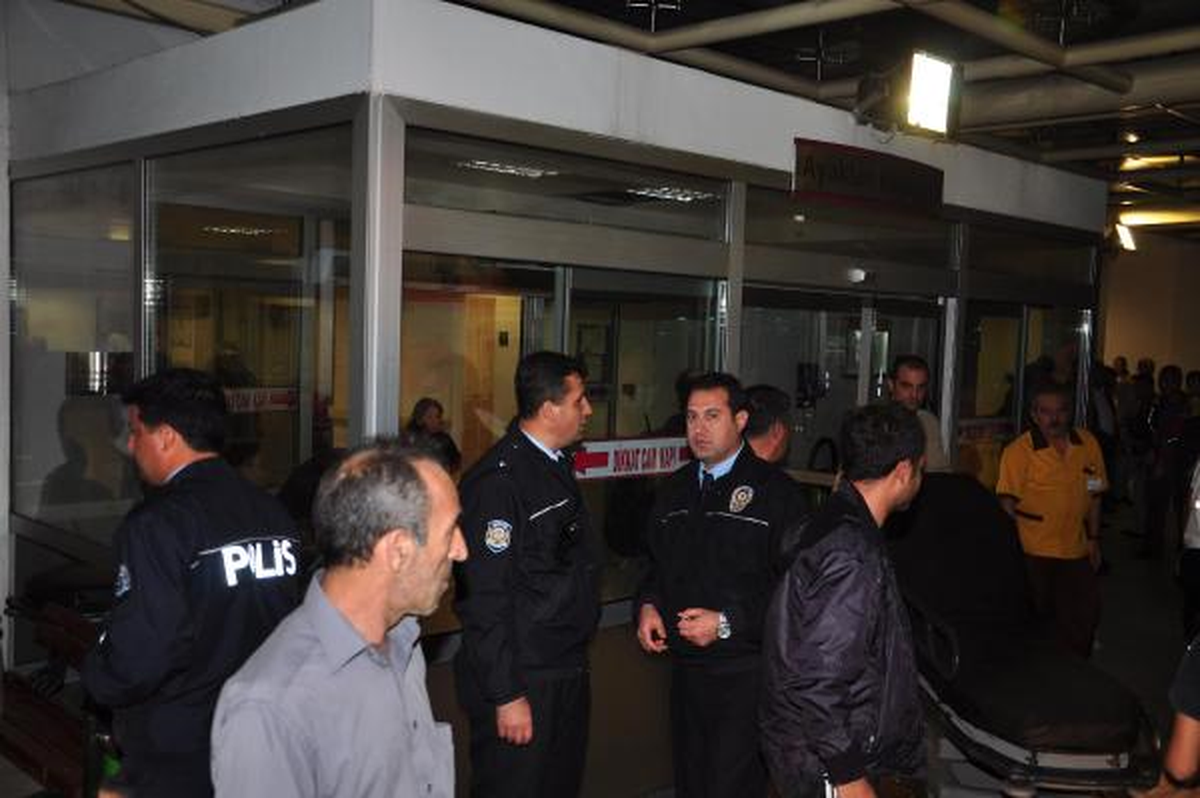 Polis Kızı, Babasının Silahıyla İntihara Kalkıştı