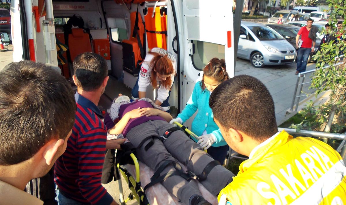 Sapanca\'da Trafik Kazası: 1 Yaralı