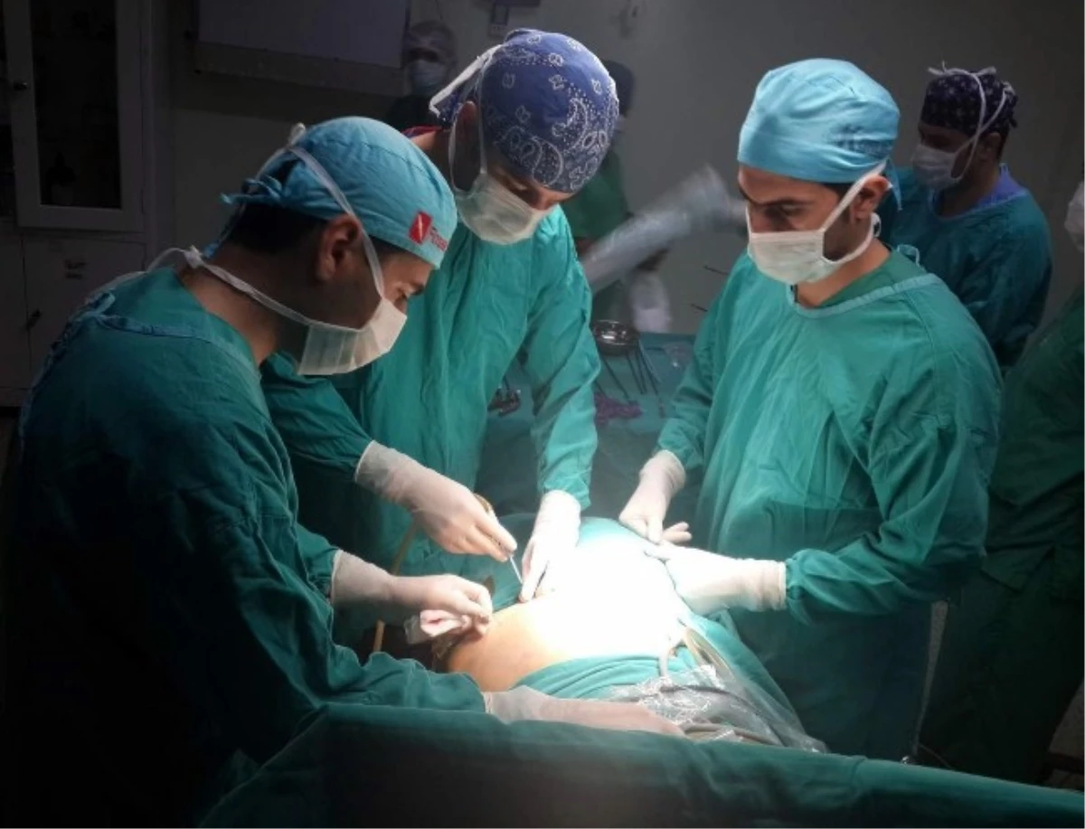 Siirt Devlet Hastanesi\'nde İlk Kez Kapalı Sistemle Ameliyat Yapıldı