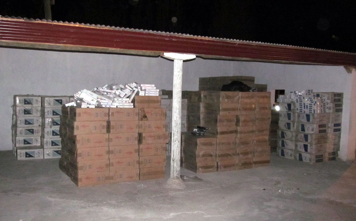 Sivas\'ta 218 Bin 700 Paket Kaçak Sigara Ele Geçirildi