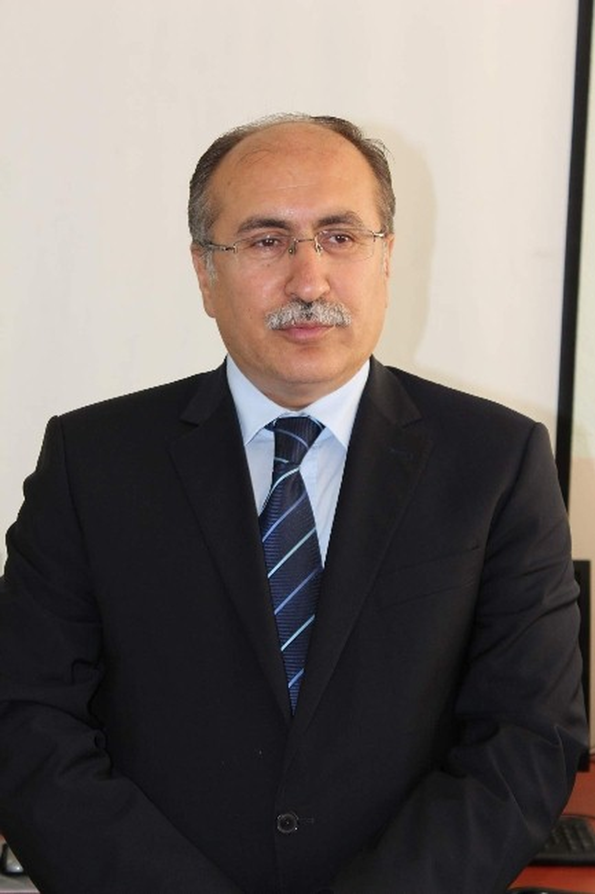 Vali Savaş\'tan Olaylı Serdar Ortaç Konseri Açıklaması