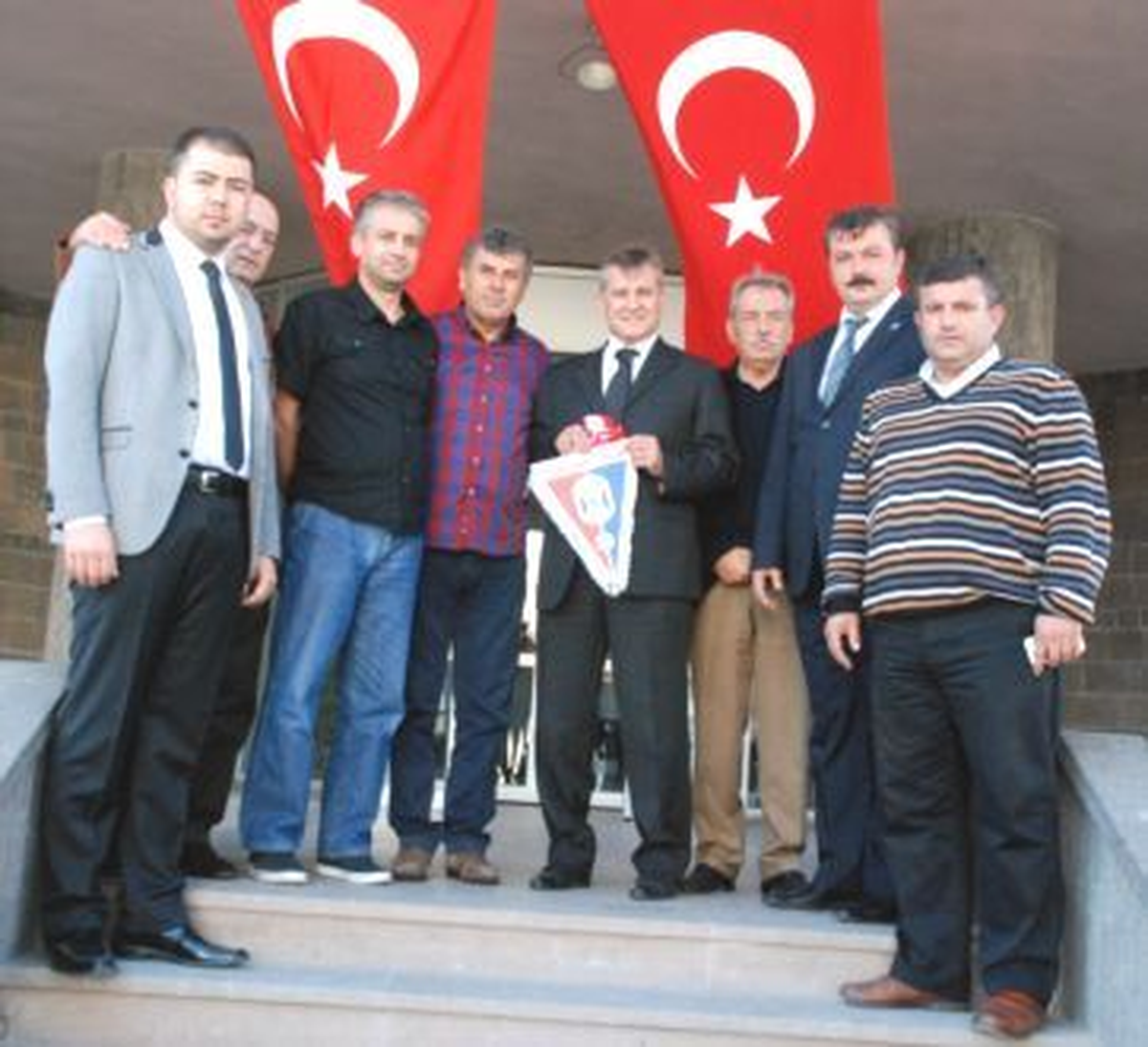 Vali Yardımcısı Dağ\'dan Dardanelspor\'a Ziyaret