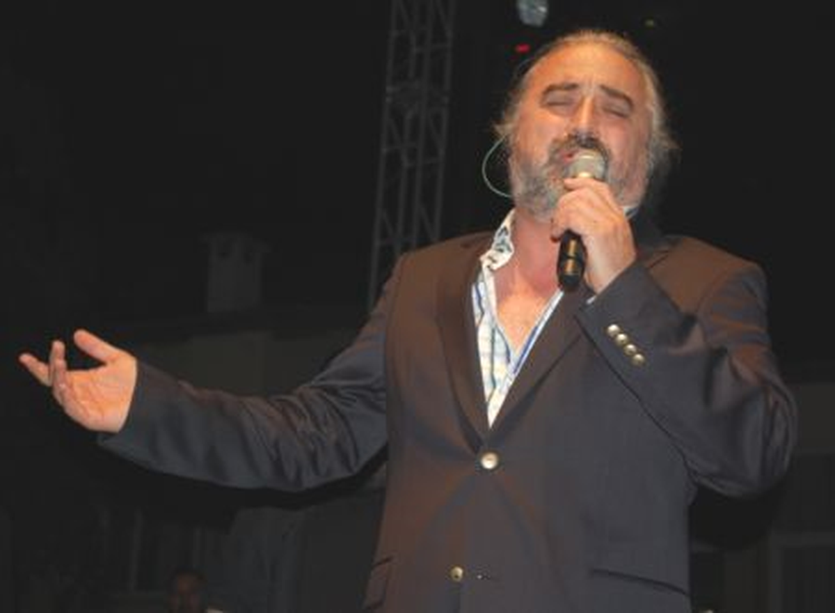 Volkan Konak Silifke\'de Konser Verdi