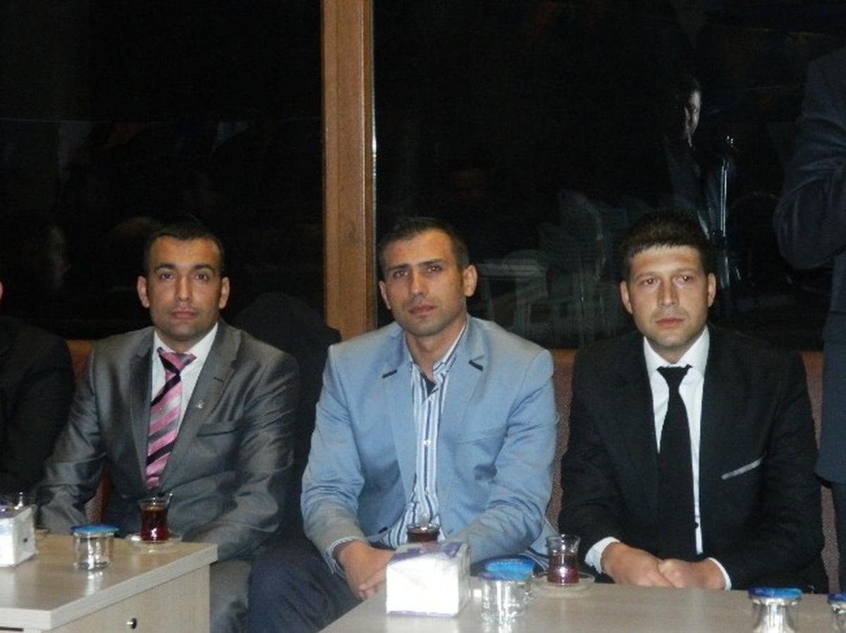 Ak Gençler Pazaryeri\'nde Seçim Değerlendirmesi Yaptı