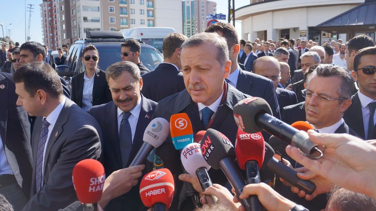 Başbakan\'dan \'Meclis\'te Başörtüsü\' Yorumu