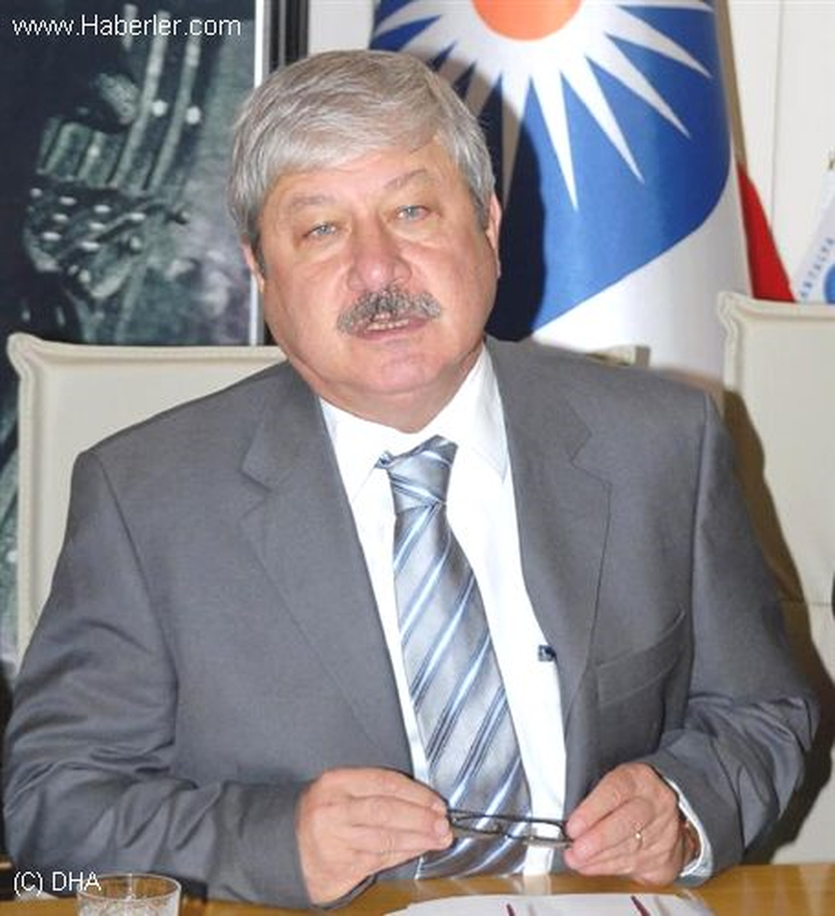 Başbakan Erdoğan, CHP\'li Başkan Akaydın\'dan Tazminat Kazandı