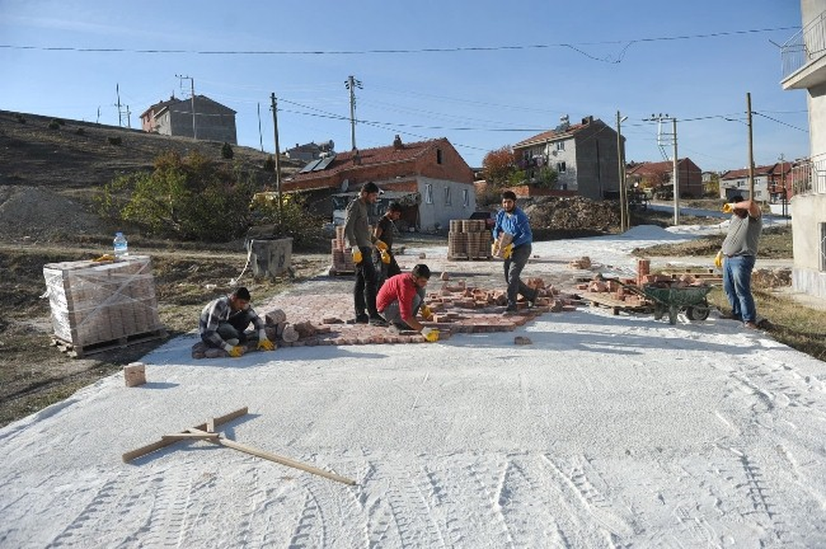 Bozüyük Belediyesi\'nin Üst Yapı Çalışmaları