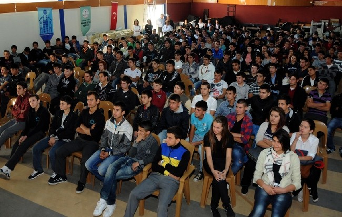 Antalya Büyükşehir\'den Çıraklara Diş Taraması