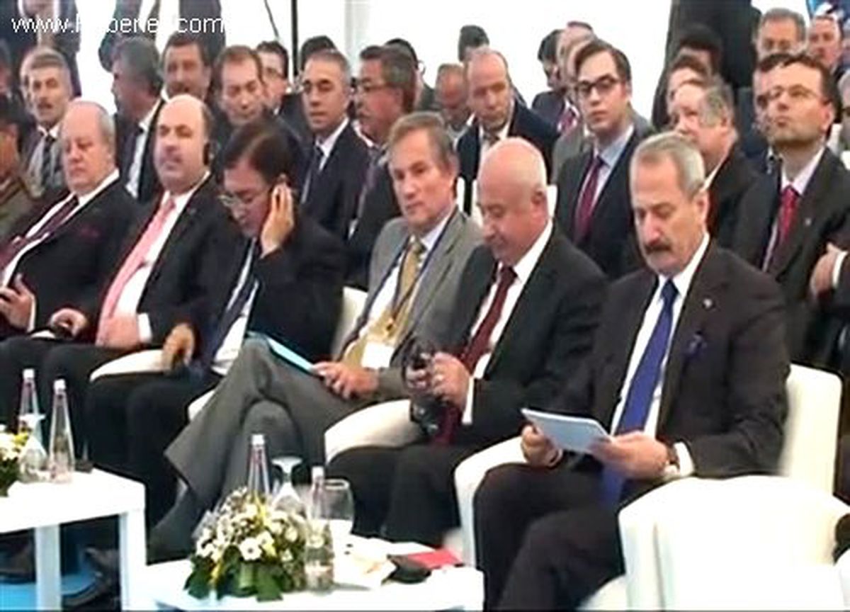 Ekonomi Bakanı Çağlayan
