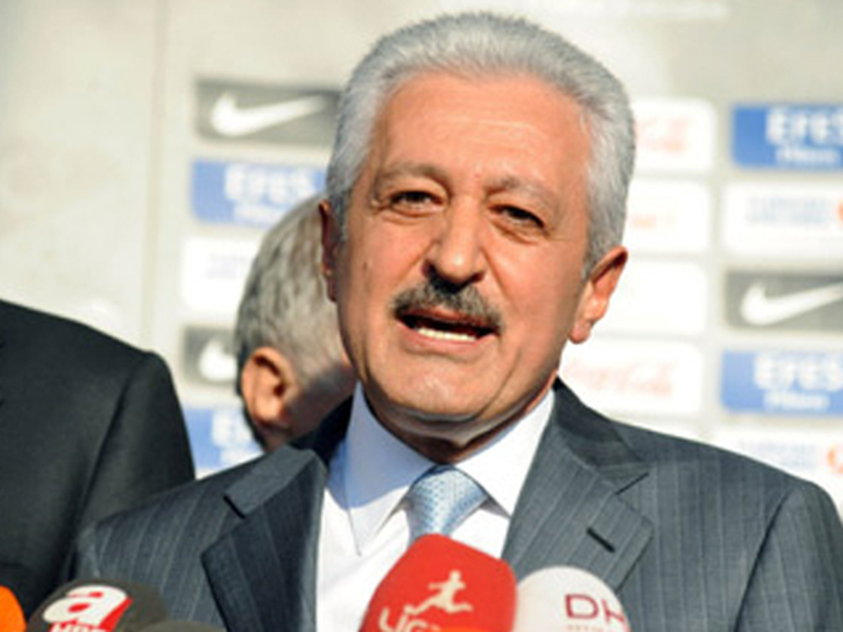 Fenerbahçe Başkan Adayı Aydınlar: "Ali Koç\'tan Özür Bekliyorum"