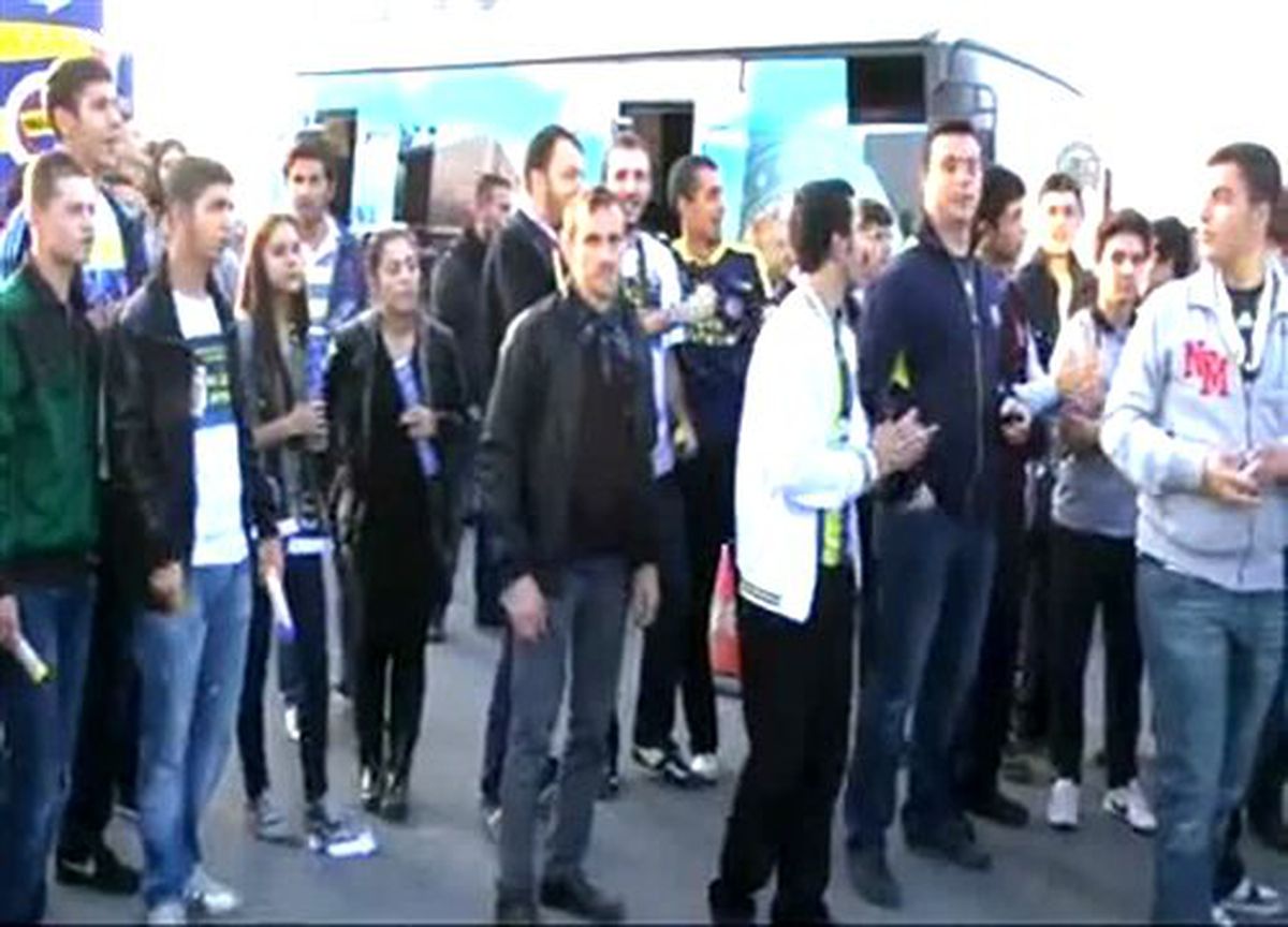 Fenerbahçe kafilesi Yalova\'ya geldi