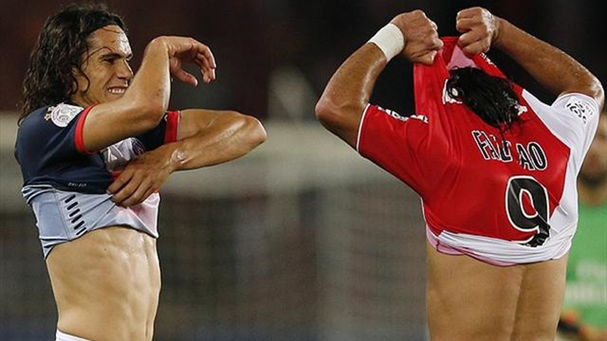 Fransa\'da Futbolcular Grev Kararı Aldı
