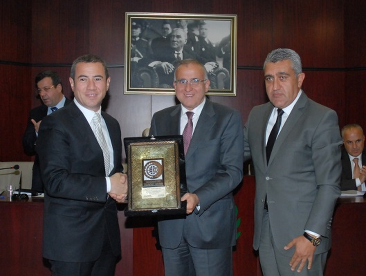 Güzelbey: "İpek Yolu Projesini 4 Yıl Önce Başlattık"