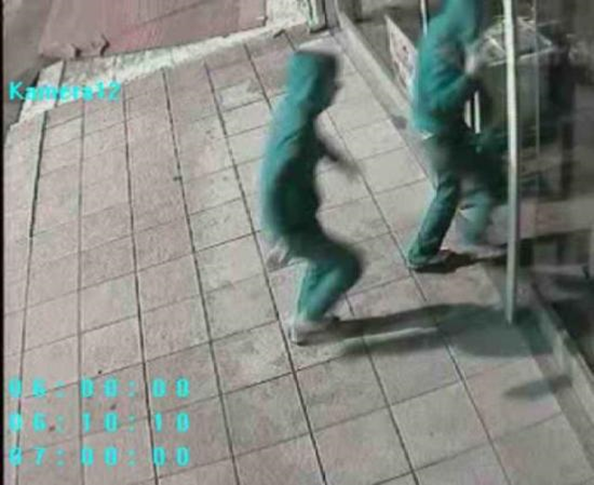 Hırsızlar İş Başında