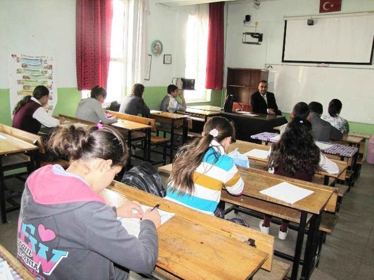 Hisarcık\'ta Ortaöğretime Geçiş Ortak Deneme Sınavı Yapıldı