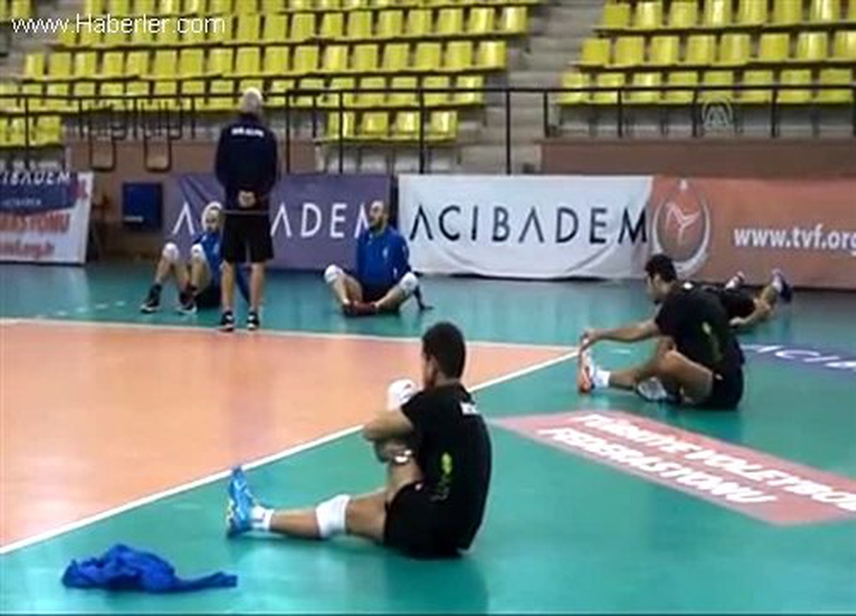 İnegöl Belediyespor Erkek Voleybol Takımı Antrenörü Çakır