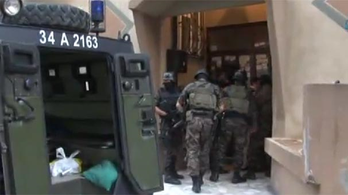 İstanbul\'da Eş Zamanlı Operasyon