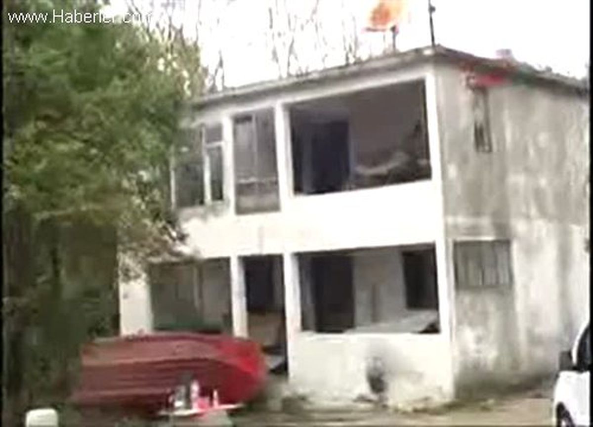 İşte Dehşetin Yaşandığı O Bağ Evi