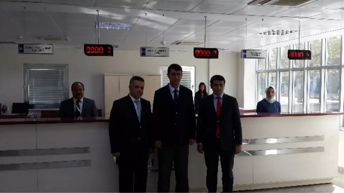 Türkoğlu Kaymakamı, Sosyal Güvenlik Merkezini Ziyaret Etti