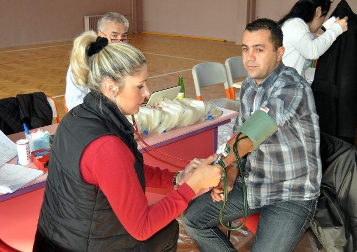 Öğretmen ve Veliler Kan Verdi