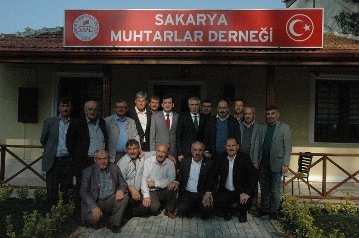 Oktay Yıldırım\'dan Muhtarlar Derneği\'ne Ziyaret
