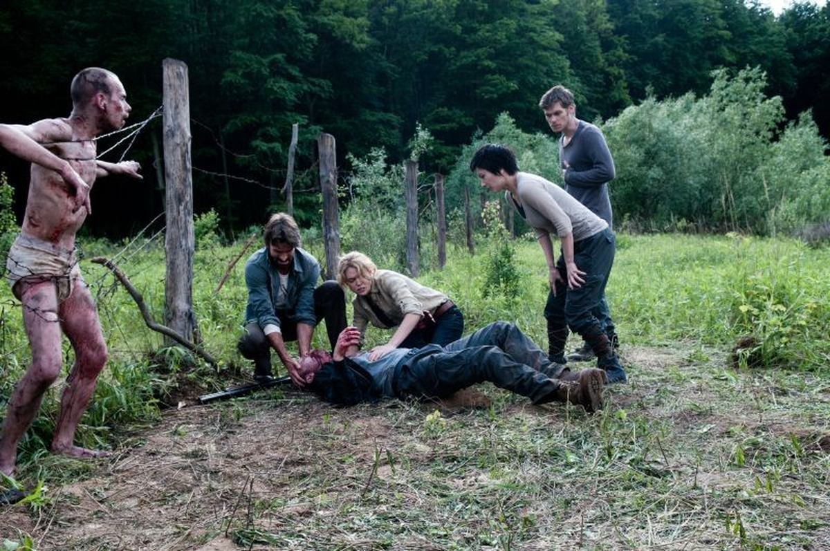 Open Grave Fragmanı Çıktı