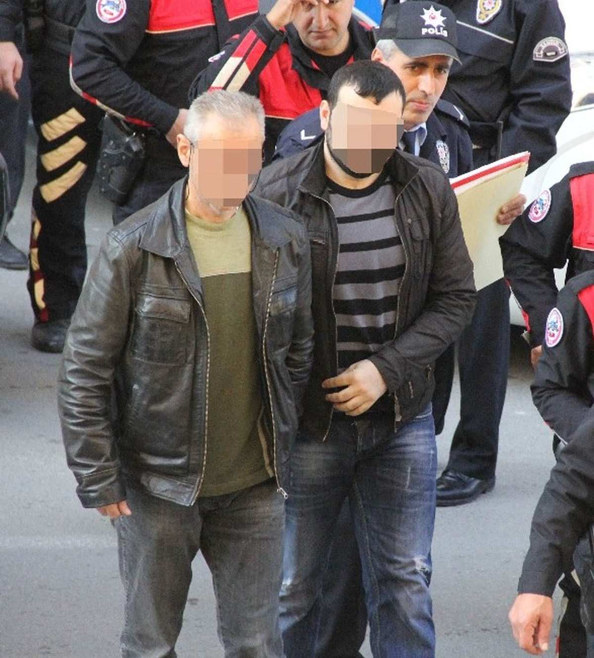 Ruhsatsız Silahla Yakalandılar