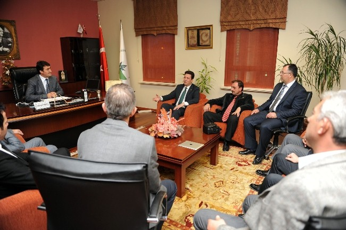 Rumelifed\'den Başkan Dündar\'a Destek Ziyareti