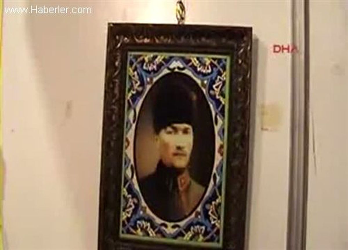 Türkiye Sevdalısı İranlı Sanatçı