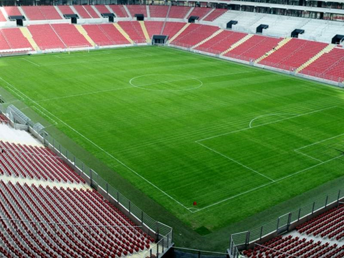 UEFA\'dan Galatasaraya TT Arena Uyarısı