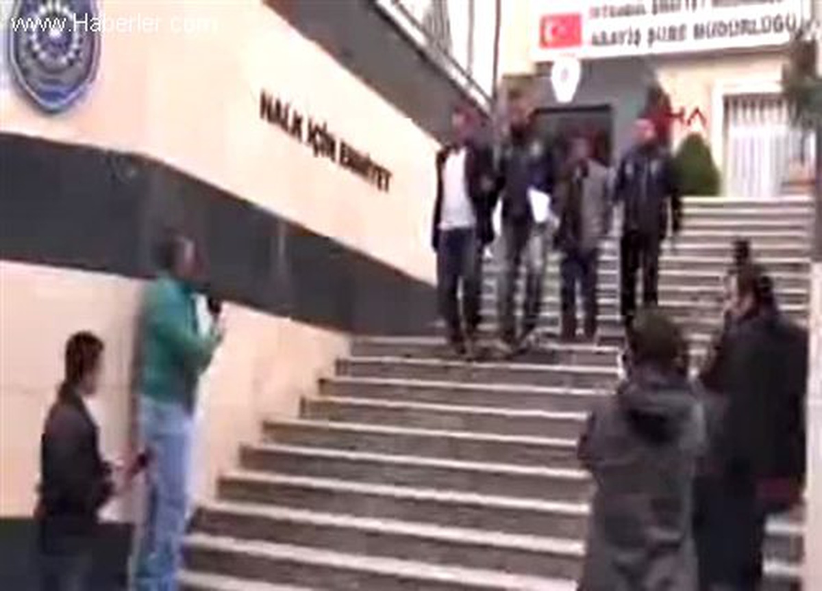 Ünlü Diyetisyen Karatay\'ı Dolandıranlar Adliyeye Sevk Edildi
