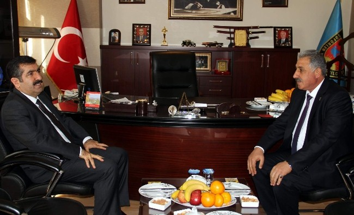 Vali Doğan\'dan Faruk Alpaslan\'a İade-İ Ziyaret