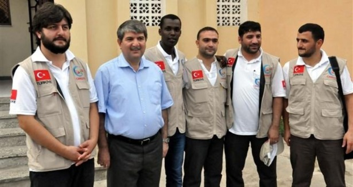 Yeryüzü Doktorları Somali\'de Sağlık Meslek Yüksek Okulu Açıyor